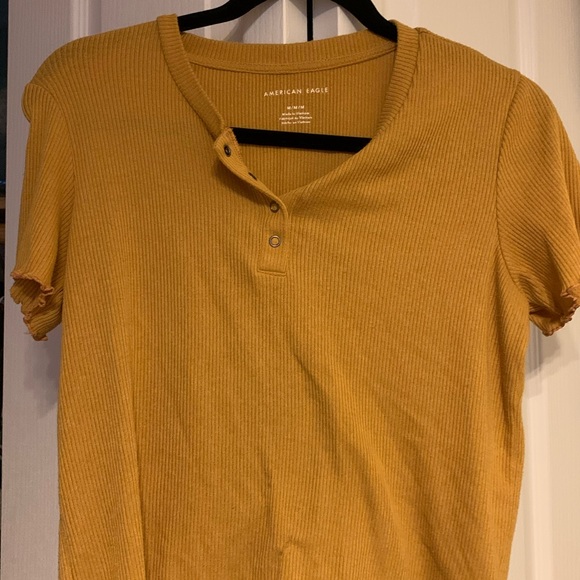 American Eagle yellow top - Picture 2 of 3